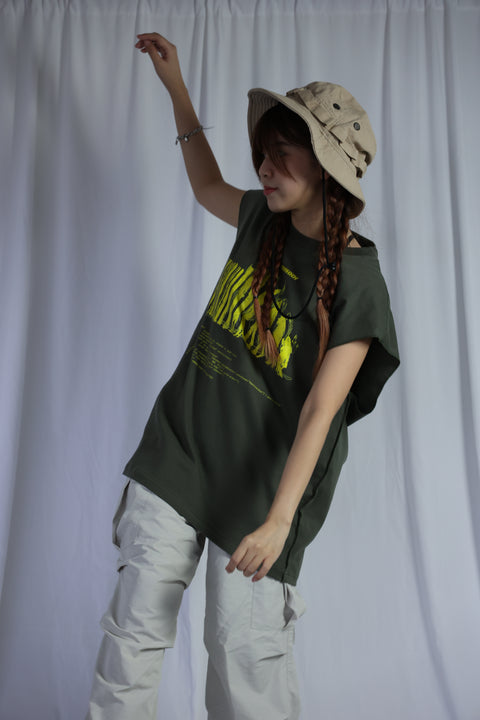 NEW WORLD ORDER, OVERSIZED SLEEVELESS TEE (ALIEN GREEN)