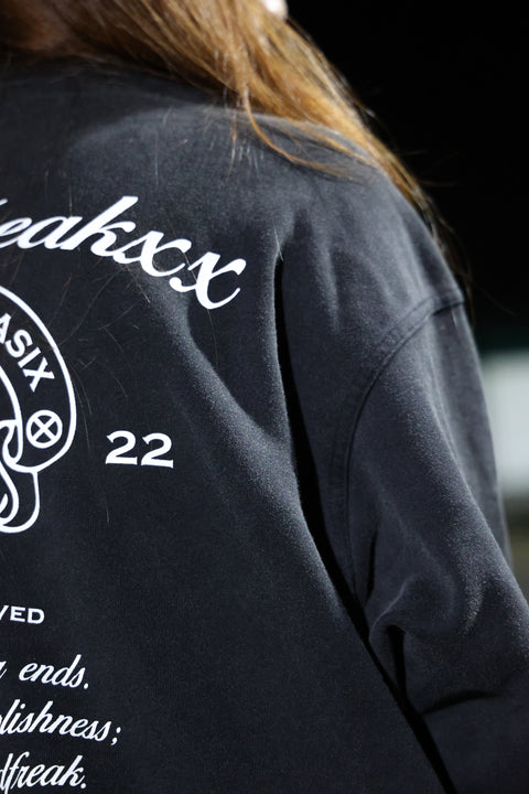 TRIUMPH CREST, STONEWASHED PULLOVER