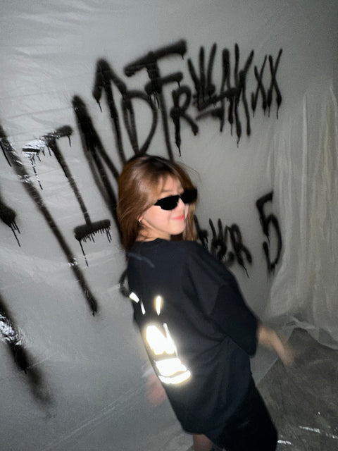 [Limited Edition] MINDFREAKXX 1st ANNIVERSARY CROWN REFLECTIVE OVERSIZED TEE